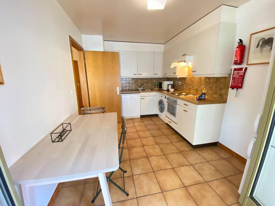 Comfortable, Very Well Located Between Train Station And Lake! Lausanne Kültér fotó