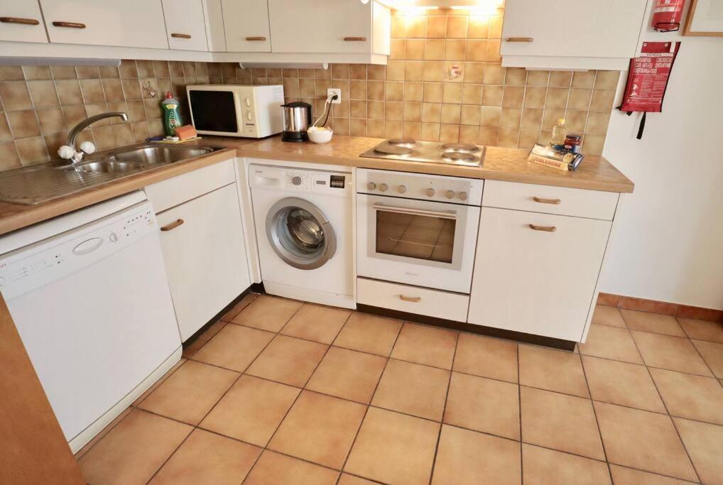 Comfortable, Very Well Located Between Train Station And Lake! Lausanne Kültér fotó