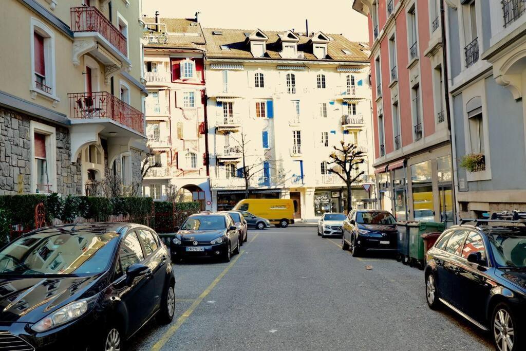 Comfortable, Very Well Located Between Train Station And Lake! Lausanne Kültér fotó